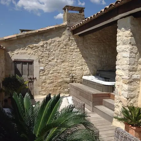 Rooftop Avec Jacuzzi Dans Chateau *